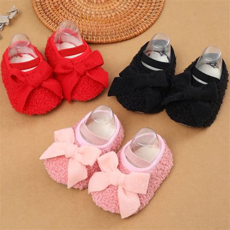 Newborn Baby Booties & First Walkers 